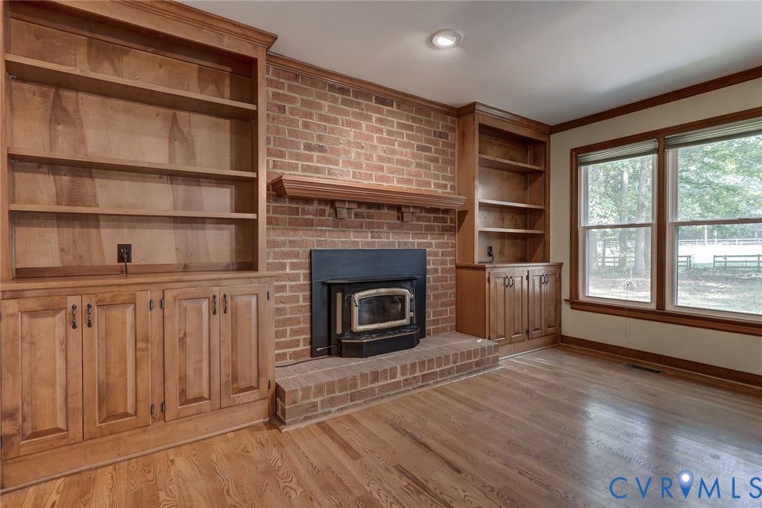 3120 McQuinn Road, Powhatan, VA 23139 Built in shelving