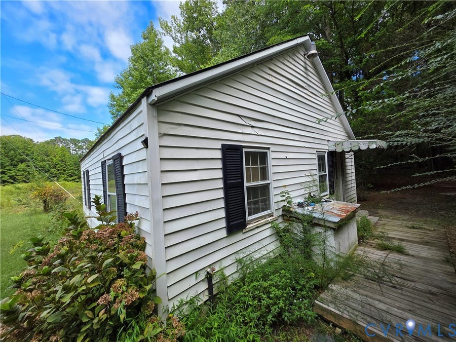 Property photo for 485 Around the Fence, Cobbs Creek, VA