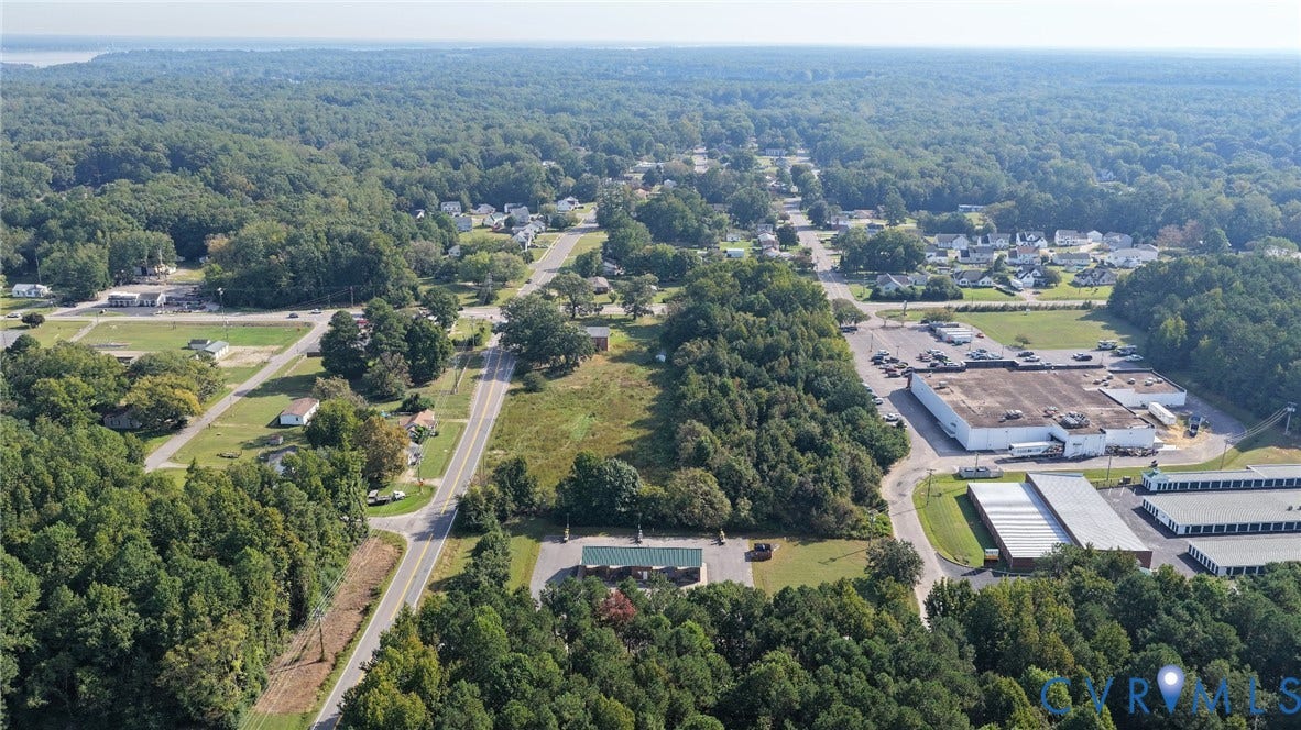 6717 Middle Road, Prince George, VA 23875 6717 Middle Road, Prince George, VA 23875