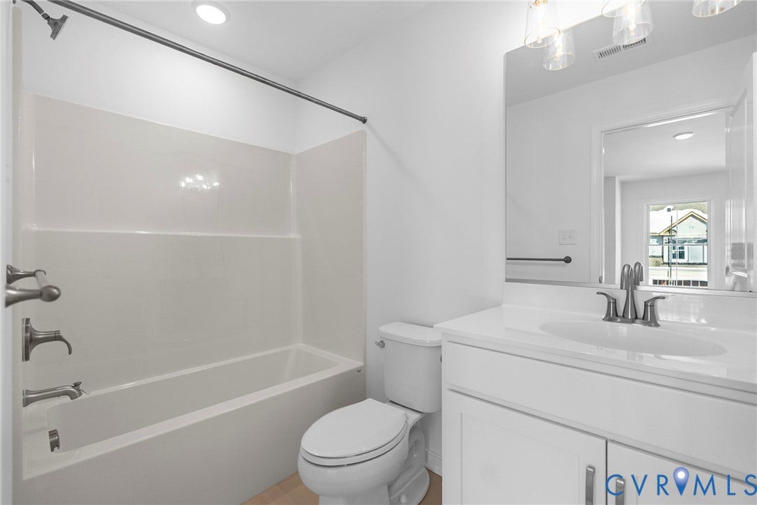 6726 Mayland Ridge Lane, The Villas At Swift Creek, Moseley, VA 23120 Attached bathroom to bedroom #4