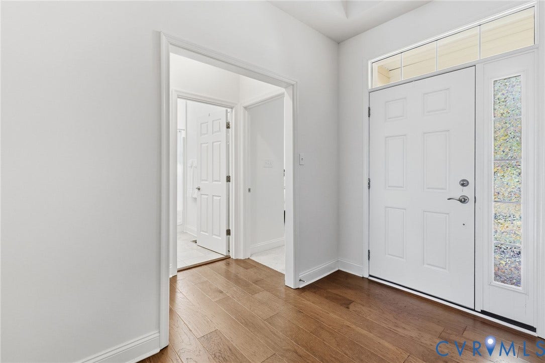 15750 Mosaic Creek Boulevard, Henrico, VA 23238 Foyer, looking into 2nd bedroom and full bath