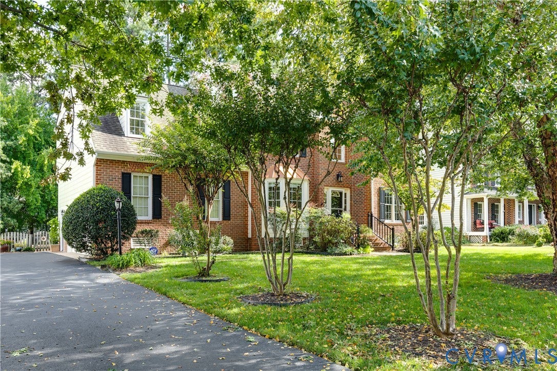 5716 Oak Mill Court, Henrico, VA 23059