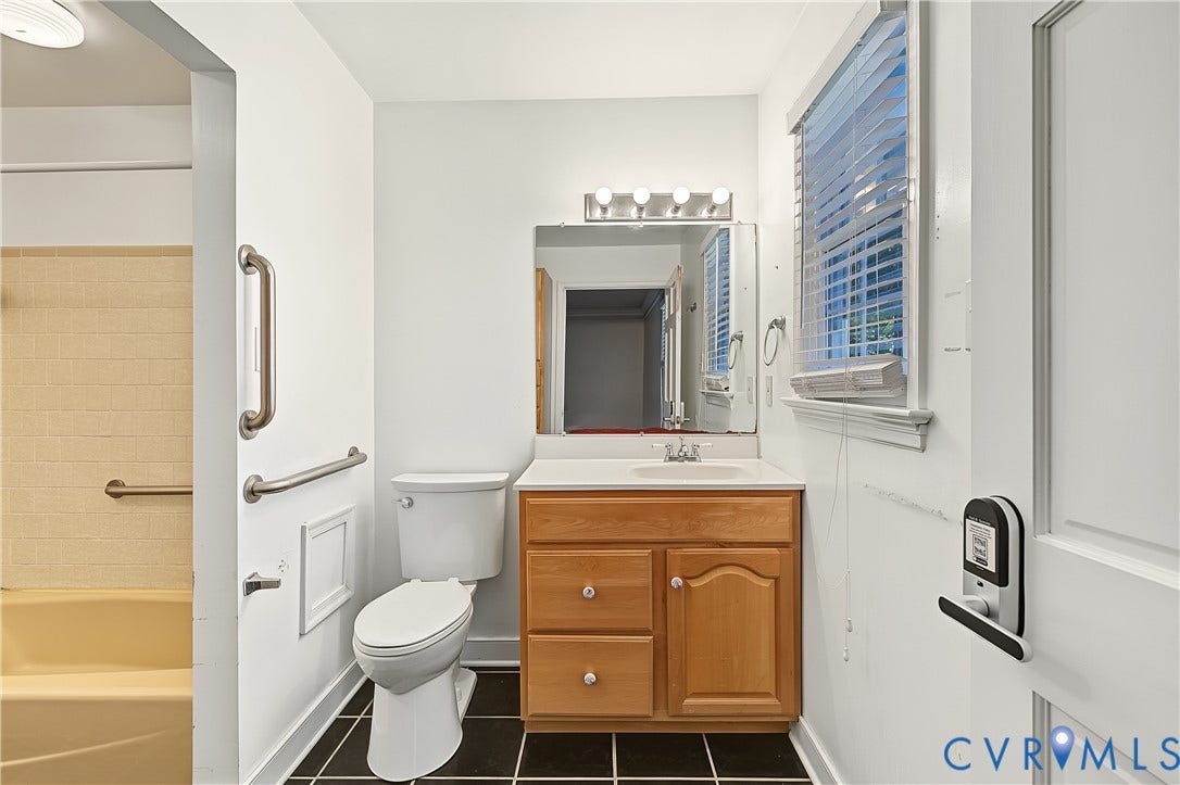 10702 Warren Road, Henrico, VA 23060 10702 Warren Road, Henrico, VA 23060