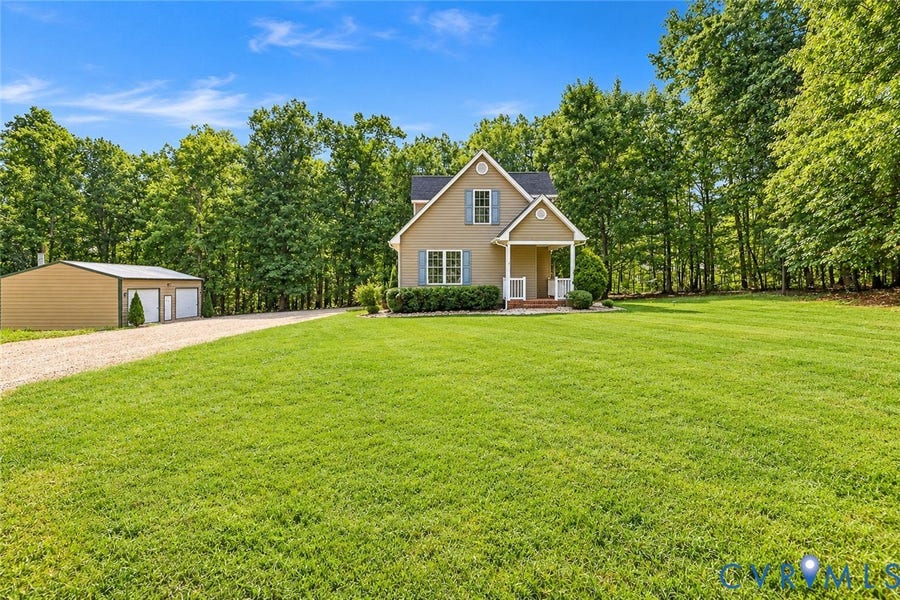 Property photo for 1626 Oak Ridge Road, Appomattox, VA