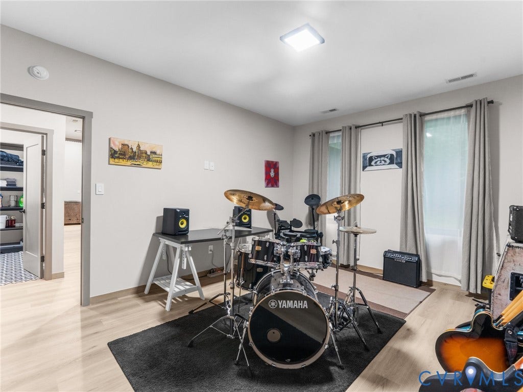 7027 Brinley Meadows Drive, Henrico, VA 23231 7027 Brinley Meadows Drive, Henrico, VA 23231
