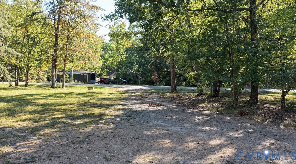 8556 Fredericks Hall Road, Mineral, VA 23117