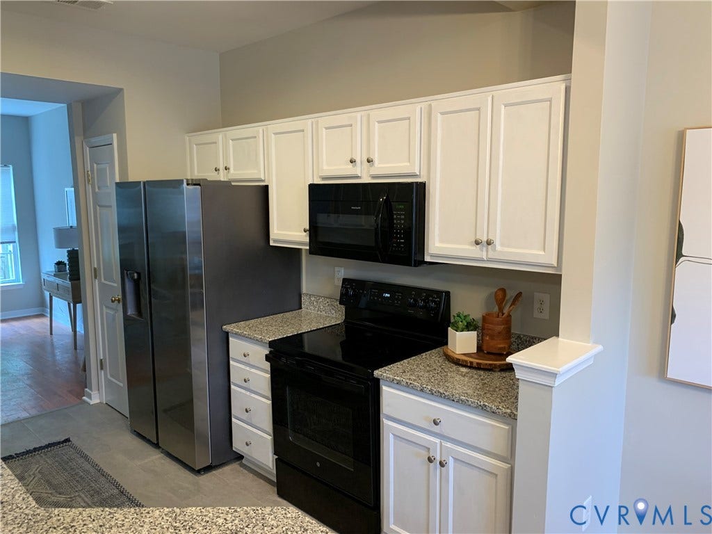 3814 Dominion Townes Circle, Henrico, VA 23223 Kitchen - View #4