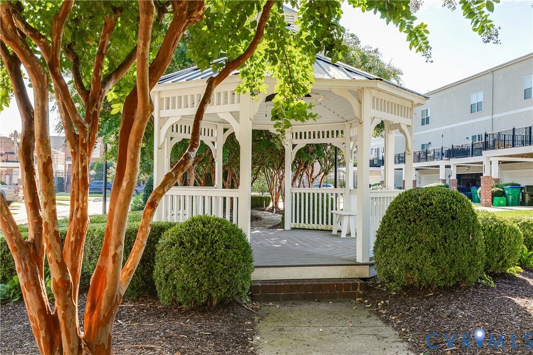 1733 W Cary Street, Richmond, VA 23220 Community gazebo