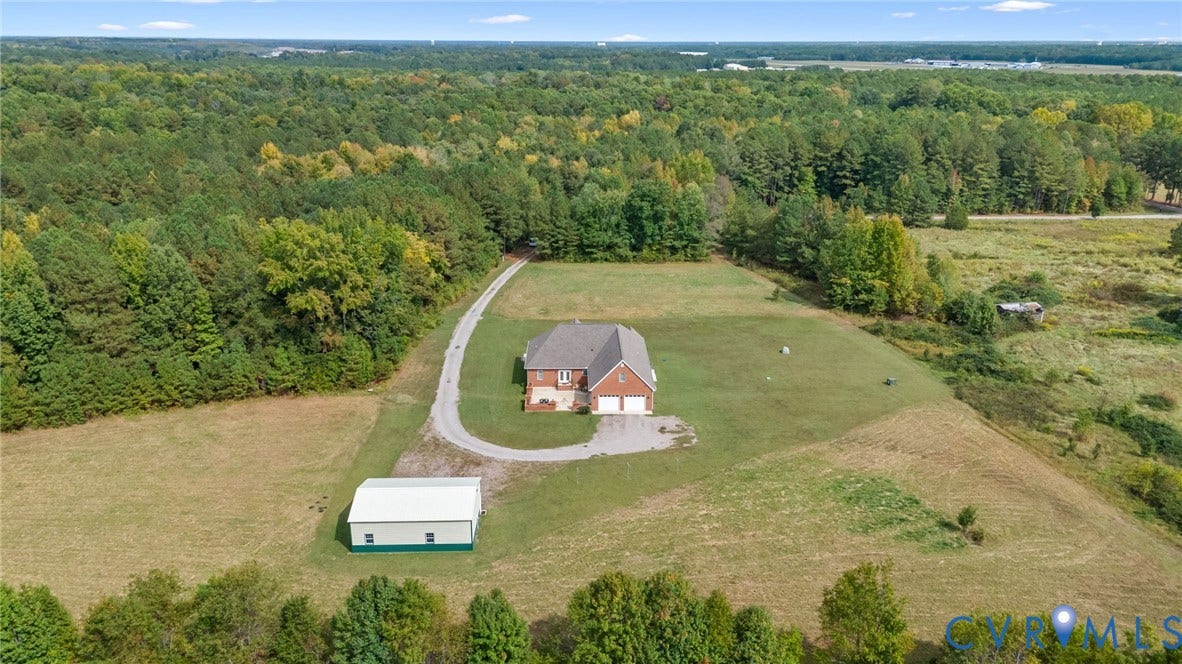 22050 Butterwood Road, Dinwiddie, VA 23803 22050 Butterwood Road, Dinwiddie, VA 23803