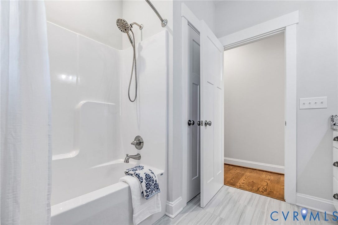 22050 Butterwood Road, Dinwiddie, VA 23803 22050 Butterwood Road, Dinwiddie, VA 23803