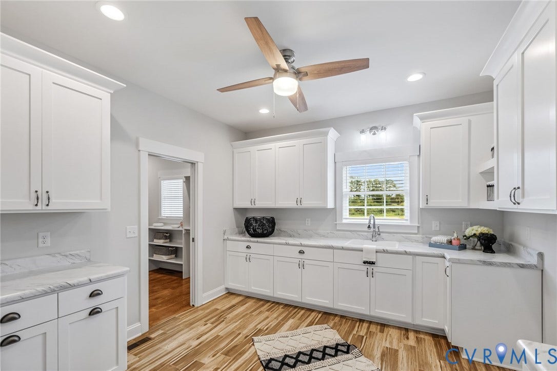 22050 Butterwood Road, Dinwiddie, VA 23803 22050 Butterwood Road, Dinwiddie, VA 23803