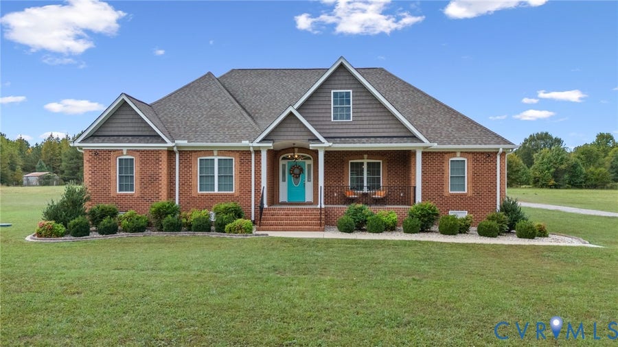 Property photo for 22050 Butterwood Road, Dinwiddie, VA