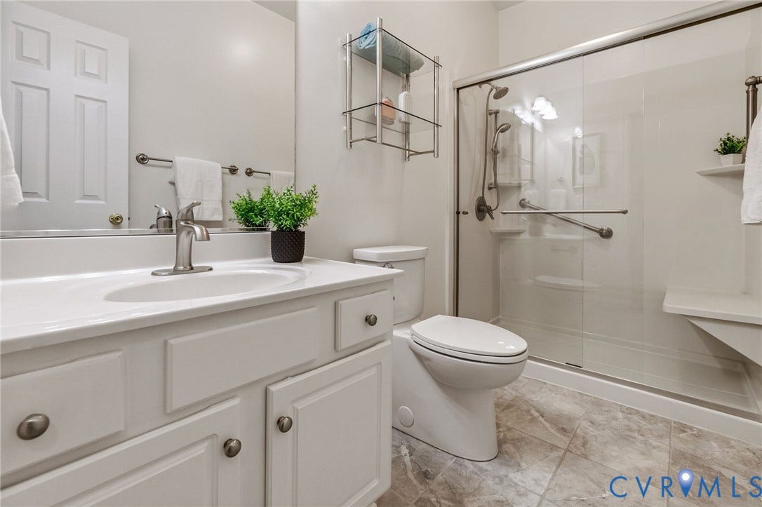 14460 Woodleigh Drive, Chester, VA 23831 1st Floor Hall Bathroom