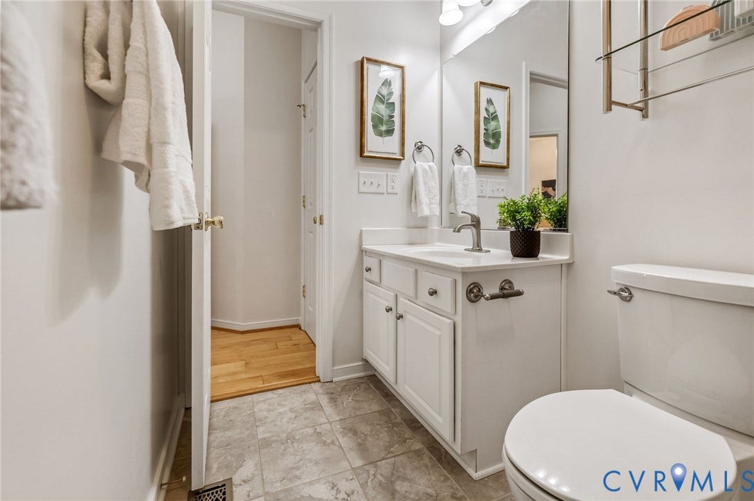 14460 Woodleigh Drive, Chester, VA 23831 1st Floor Hall Bathroom