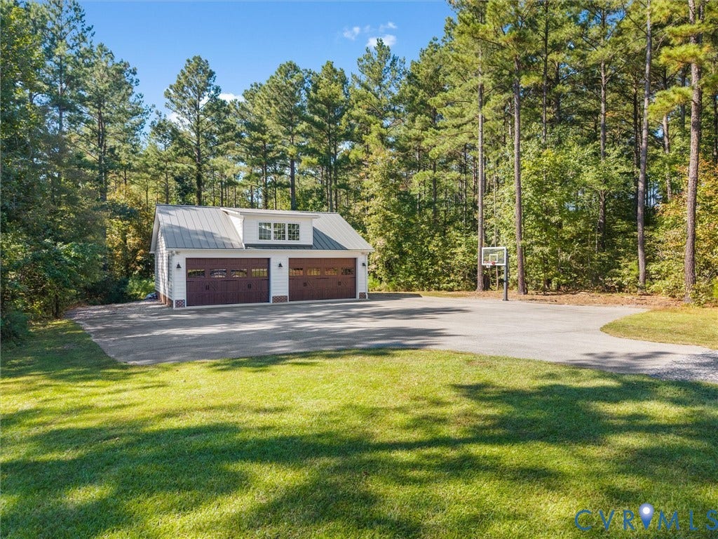305 Clayville Road, Powhatan, VA 23139