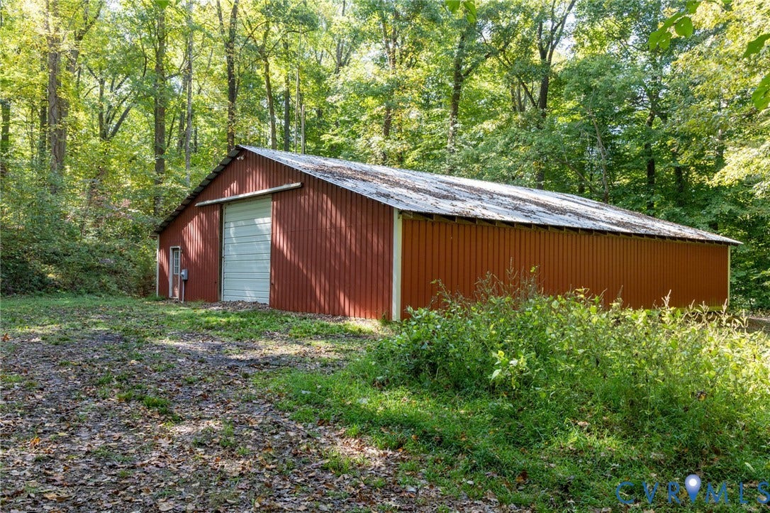 9281 Pamunkey Crest Dr, Hanover, VA 23111 Pole Barn