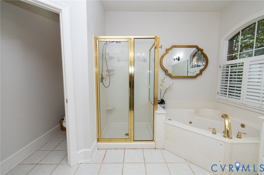 9281 Pamunkey Crest Dr, Hanover, VA 23111 Primary BR bath