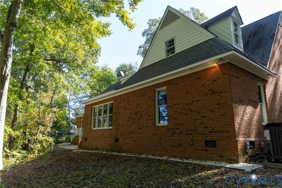 9281 Pamunkey Crest Dr, Hanover, VA 23111 9281 Pamunkey Crest Dr, Hanover, VA 23111