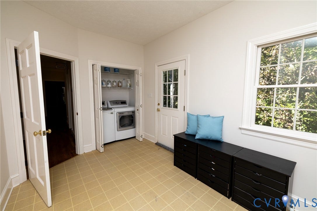 9281 Pamunkey Crest Dr, Hanover, VA 23111 9281 Pamunkey Crest Dr, Hanover, VA 23111