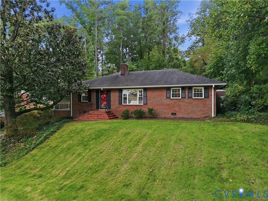 Property photo for 7539 Cherokee Road, Richmond, VA