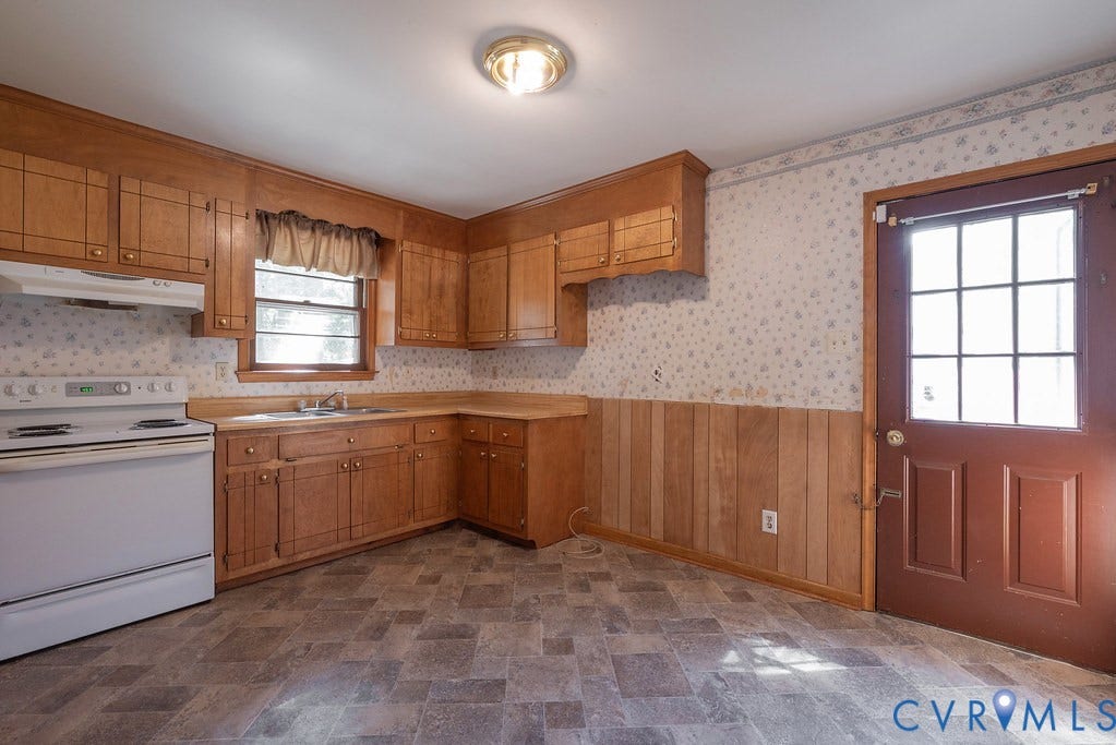 324 Lakewood Drive, Lakewood North, Petersburg, VA 23805 324 Lakewood Drive, Lakewood North, Petersburg, VA 23805