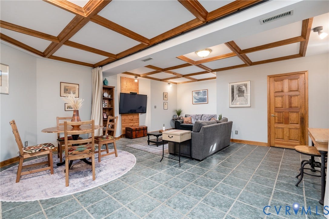 Lower Level Living Quarters with eat-in kitchen, bathroom, living room, 2 bedrooms, and a separate entrance. Perfect for working students, trainers, or grooms.