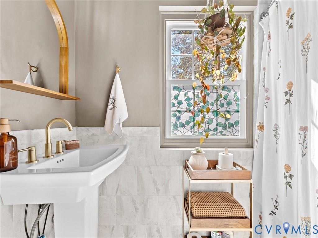 3909 W Franklin Street, Malvern Gardens, Richmond, VA 23221
