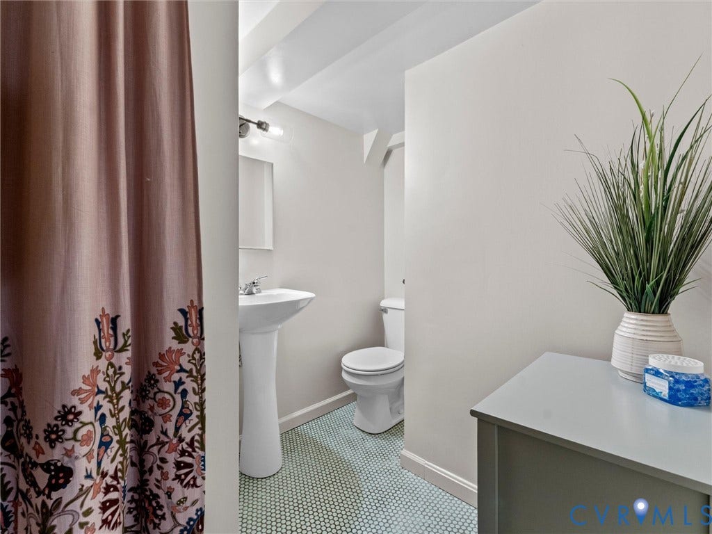 3909 W Franklin Street, Malvern Gardens, Richmond, VA 23221