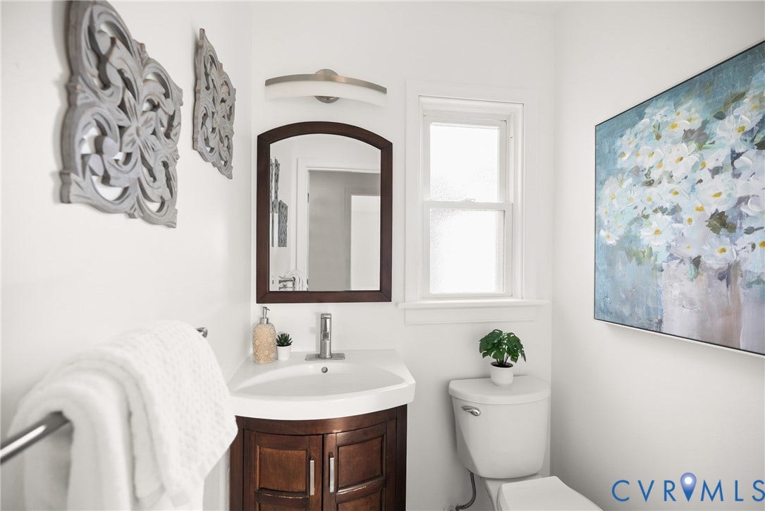4007 Crystalwood Lane, West End Manor, Henrico, VA 23294 4007 Crystalwood Lane, West End Manor, Henrico, VA 23294