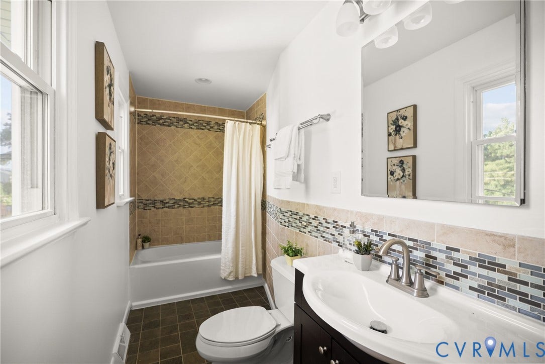 4007 Crystalwood Lane, West End Manor, Henrico, VA 23294 4007 Crystalwood Lane, West End Manor, Henrico, VA 23294