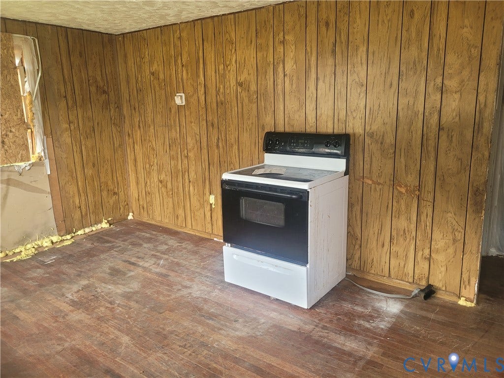 146 Culpeper Avenue, Walnut Hill, Petersburg, VA 23803