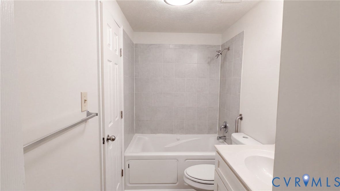 2832 Eagle Trace Terrace, Richmond, VA 23223