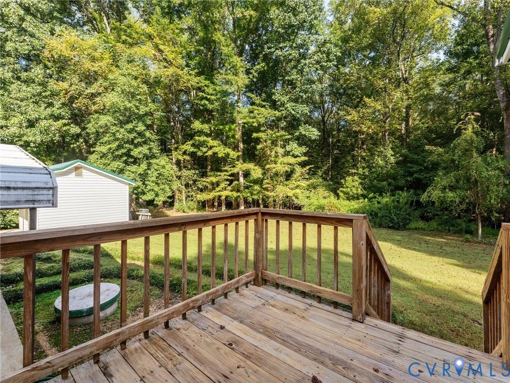 17930 Genito Road, Amelia, VA 23002