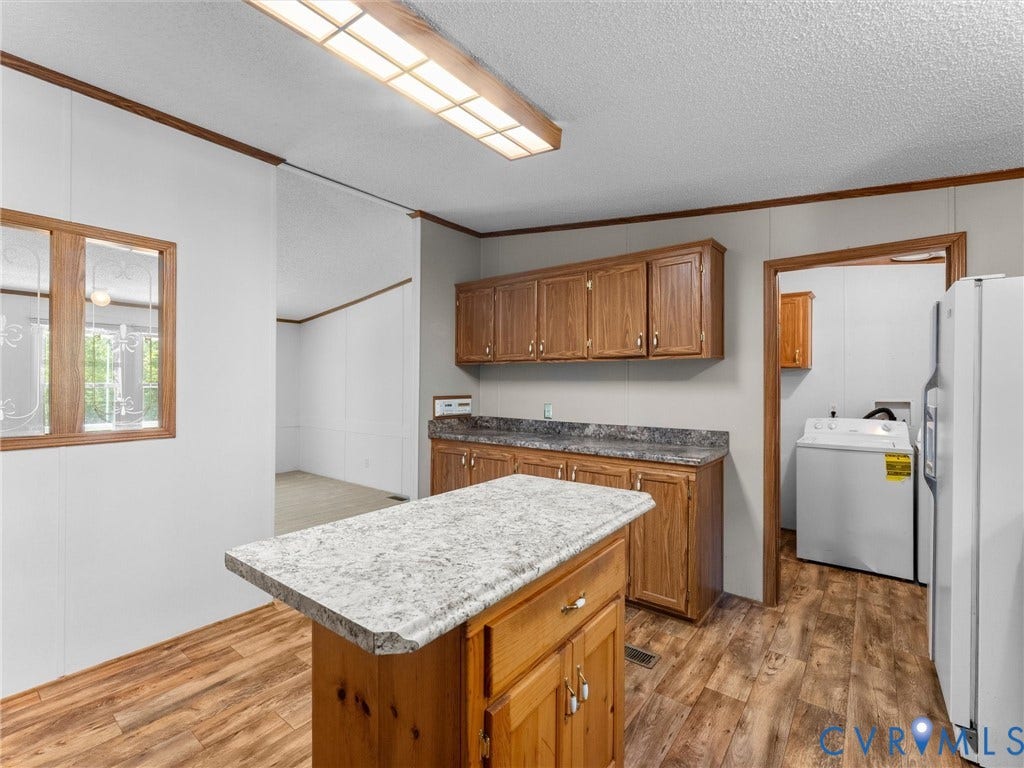 17930 Genito Road, Amelia, VA 23002