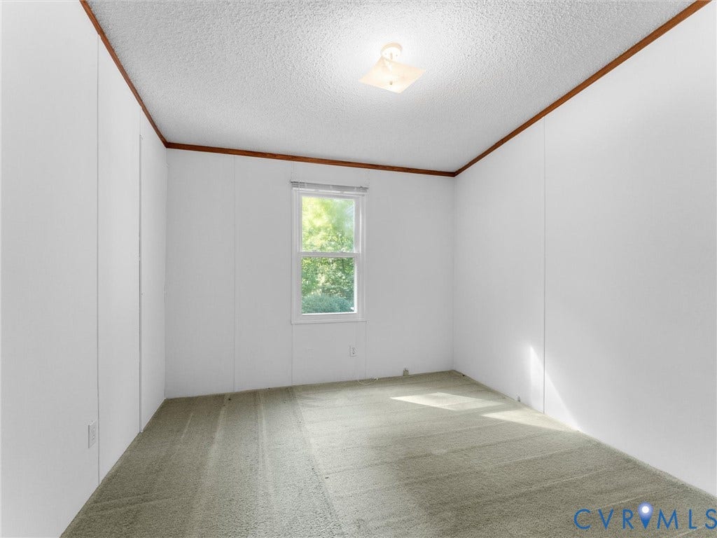 17930 Genito Road, Amelia, VA 23002