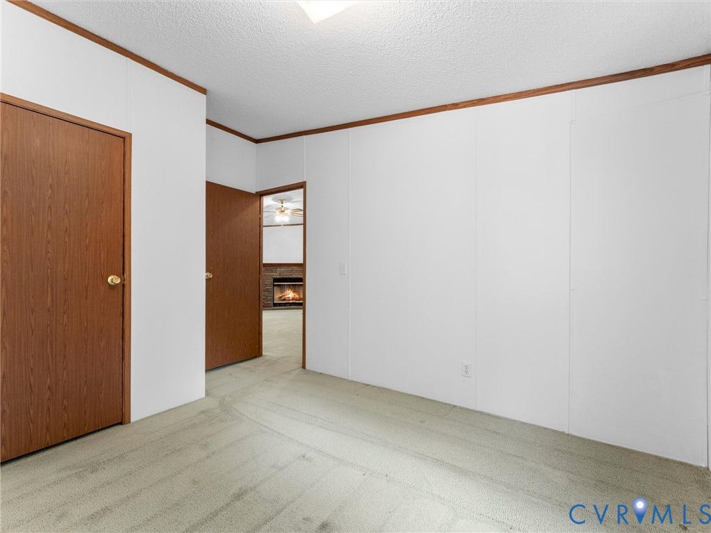 17930 Genito Road, Amelia, VA 23002