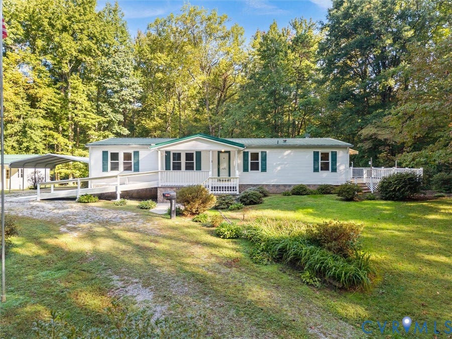 Property photo for 17930 Genito Road, Amelia, VA