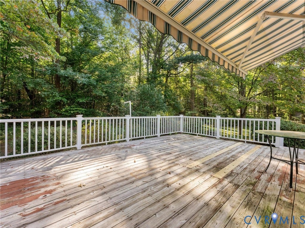 17930 Genito Road, Amelia, VA 23002