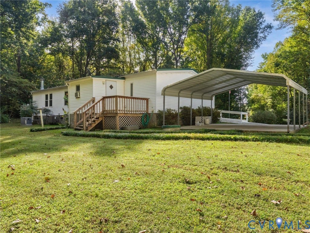 17930 Genito Road, Amelia, VA 23002