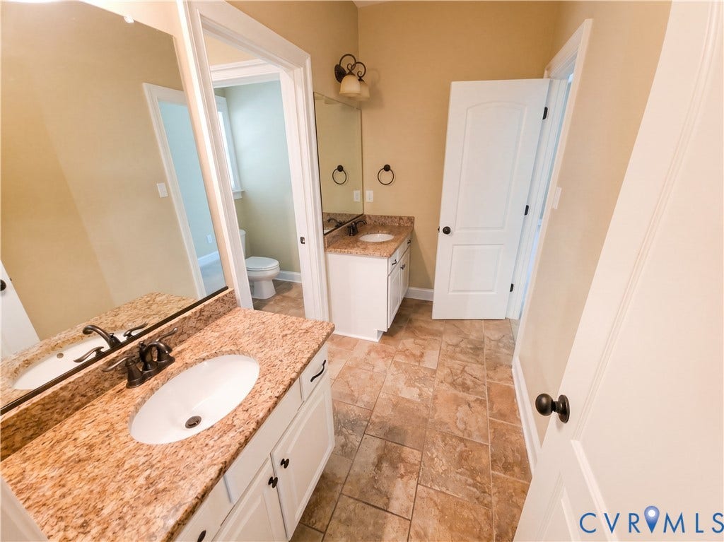 15000 Chesdin Green Way, Chesterfield, VA 23838
