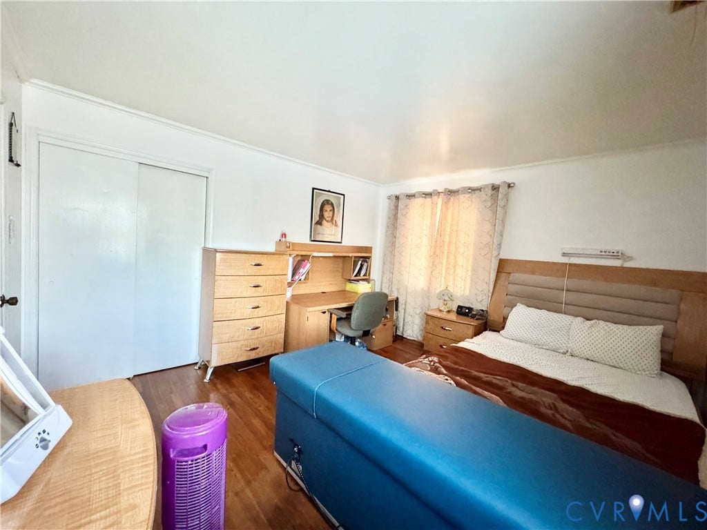 Hardwood-style flooring throughout