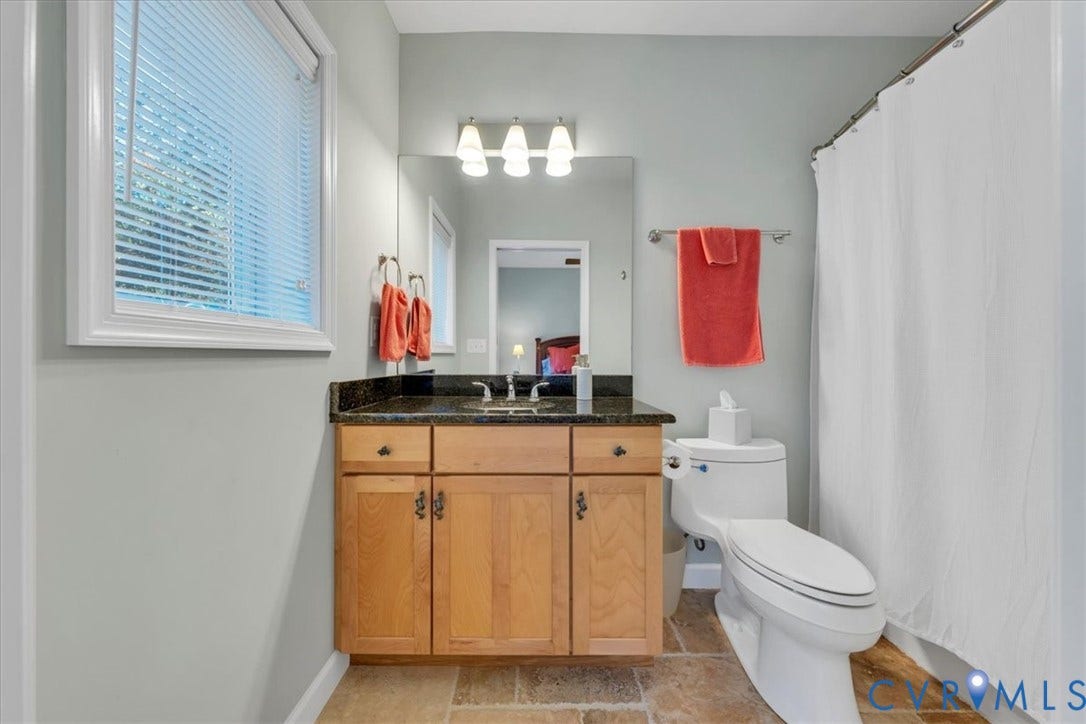 82 Cowpasture River Highway, Clifton Forge, VA 24422