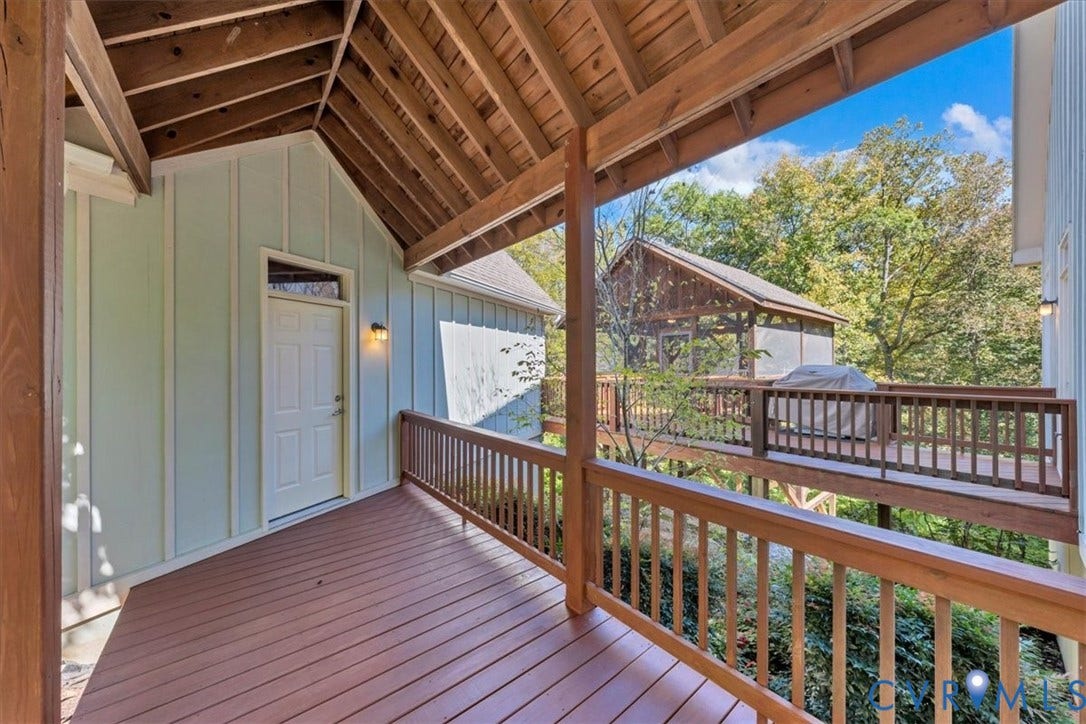 82 Cowpasture River Highway, Clifton Forge, VA 24422