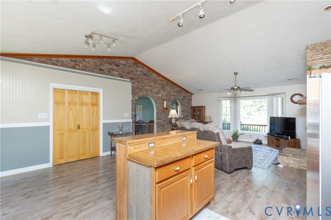 2411 Richmond Road, Amelia Courthouse, VA 23002