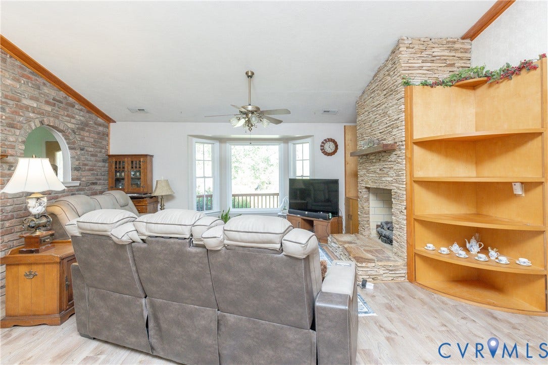 2411 Richmond Road, Amelia Courthouse, VA 23002