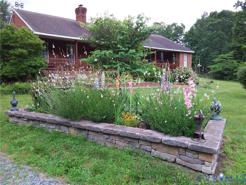 2411 Richmond Road, Amelia Courthouse, VA 23002