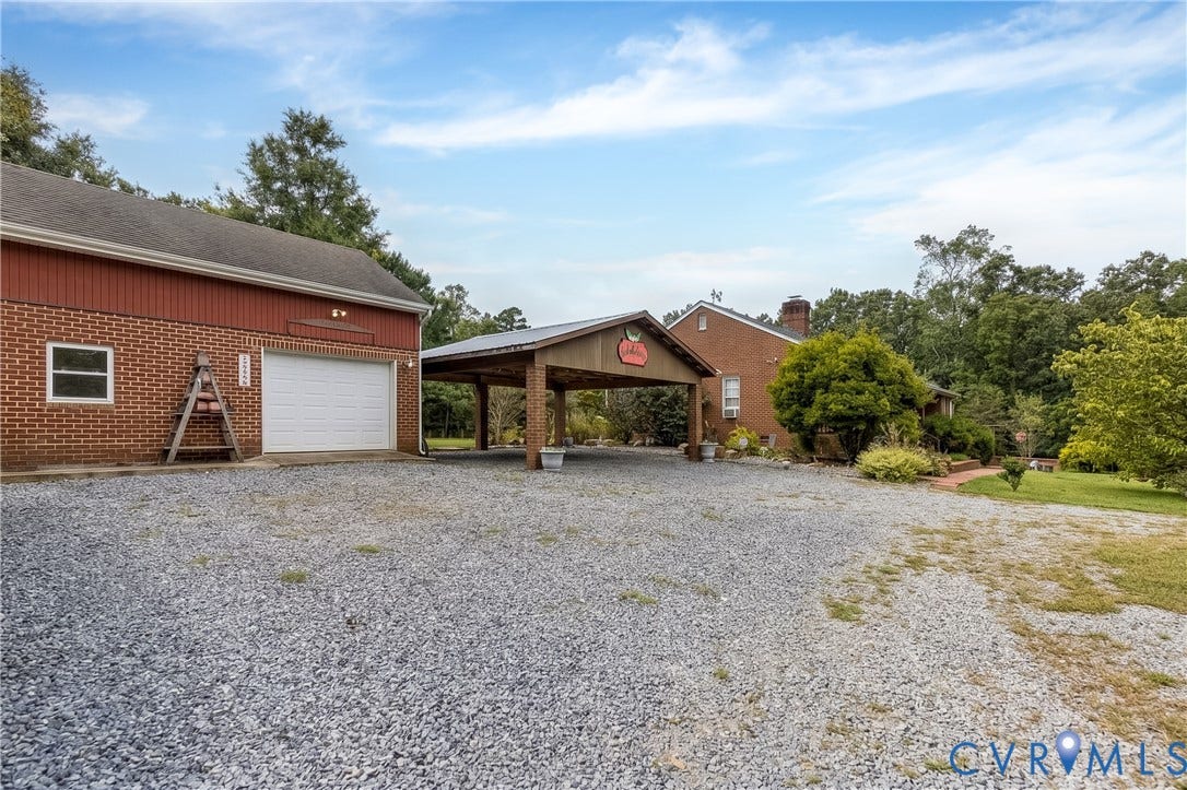 2411 Richmond Road, Amelia Courthouse, VA 23002