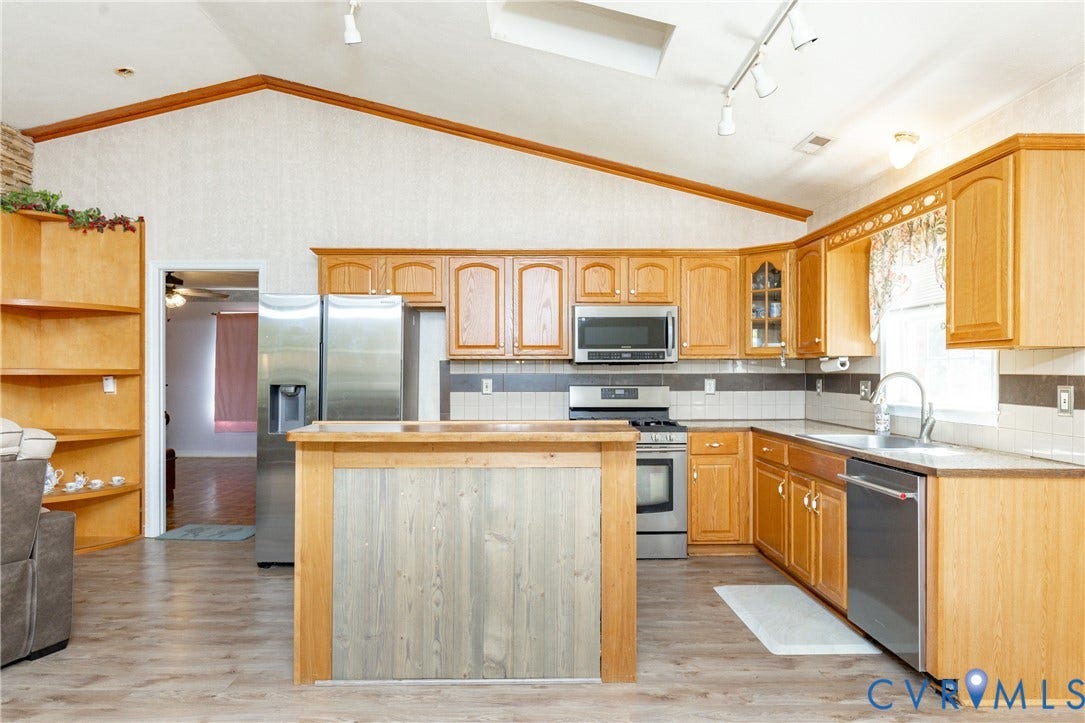 2411 Richmond Road, Amelia Courthouse, VA 23002