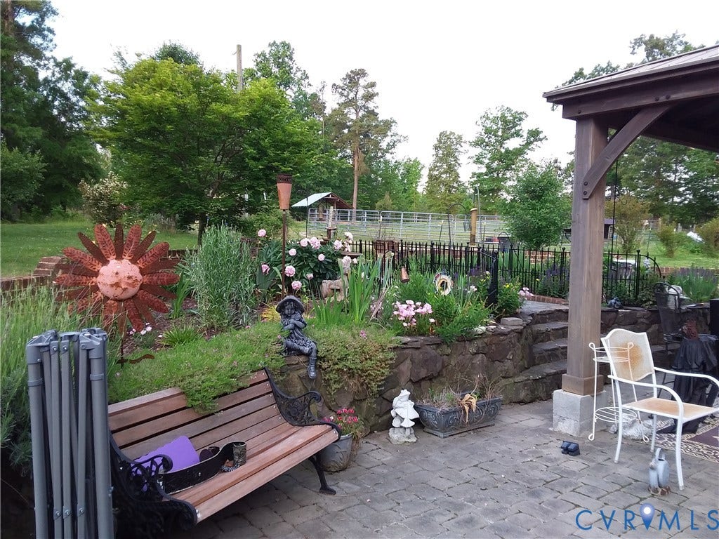 2411 Richmond Road, Amelia Courthouse, VA 23002