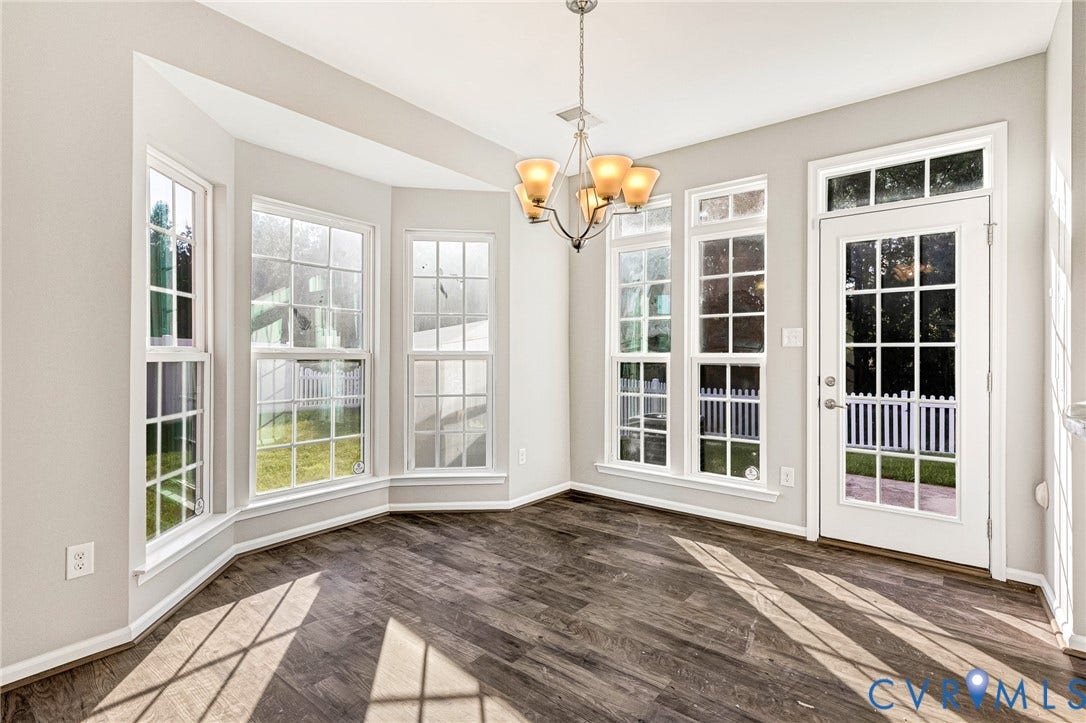 8926 Ringview Drive, Mechanicsville, VA 23116 Bay window with multiple paneled windows